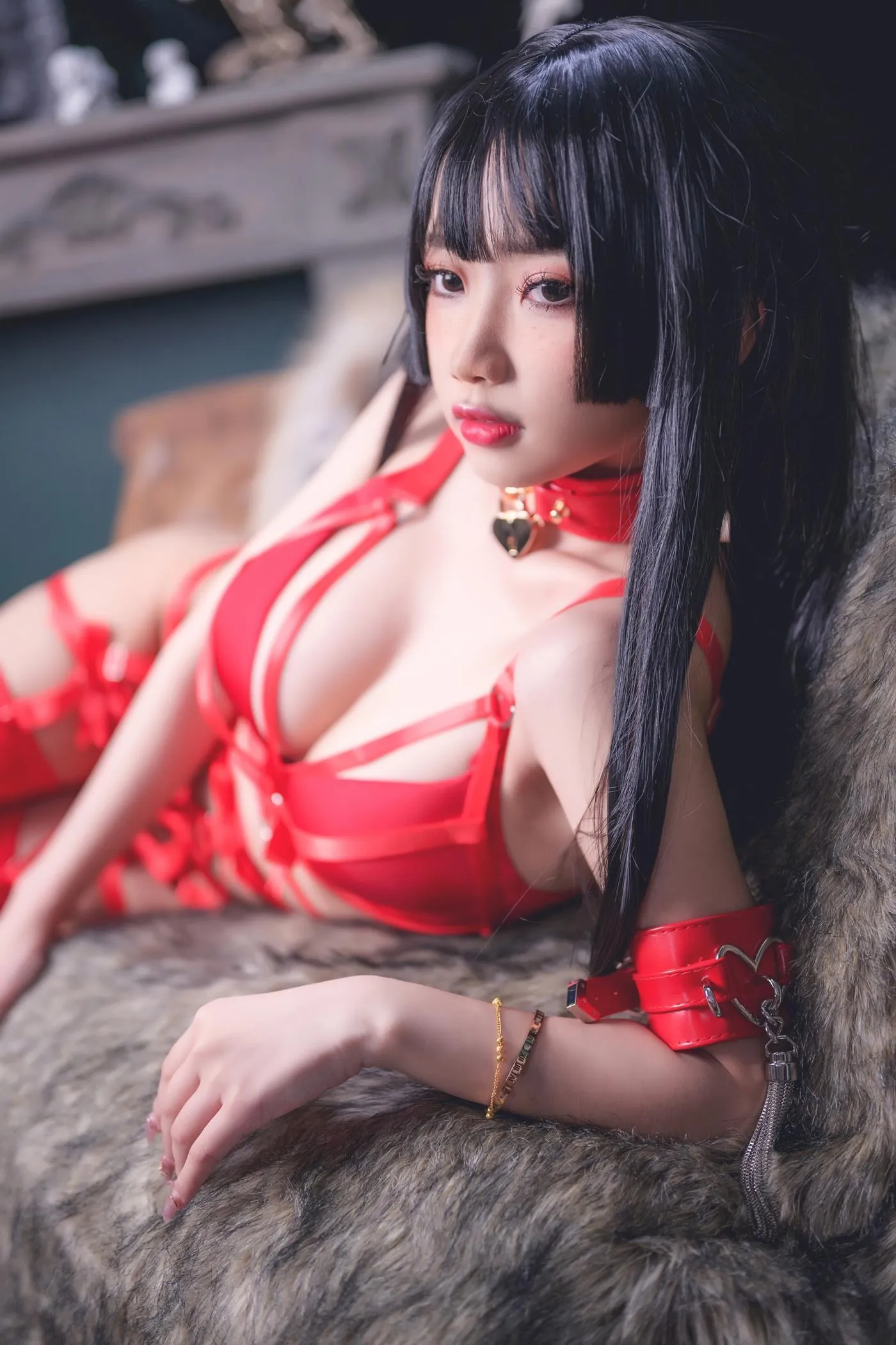 鬼畜瑶在不在w – NO.22 红色束缚 [44P]插图7